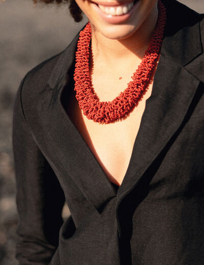 Collier avec perles rouge femme