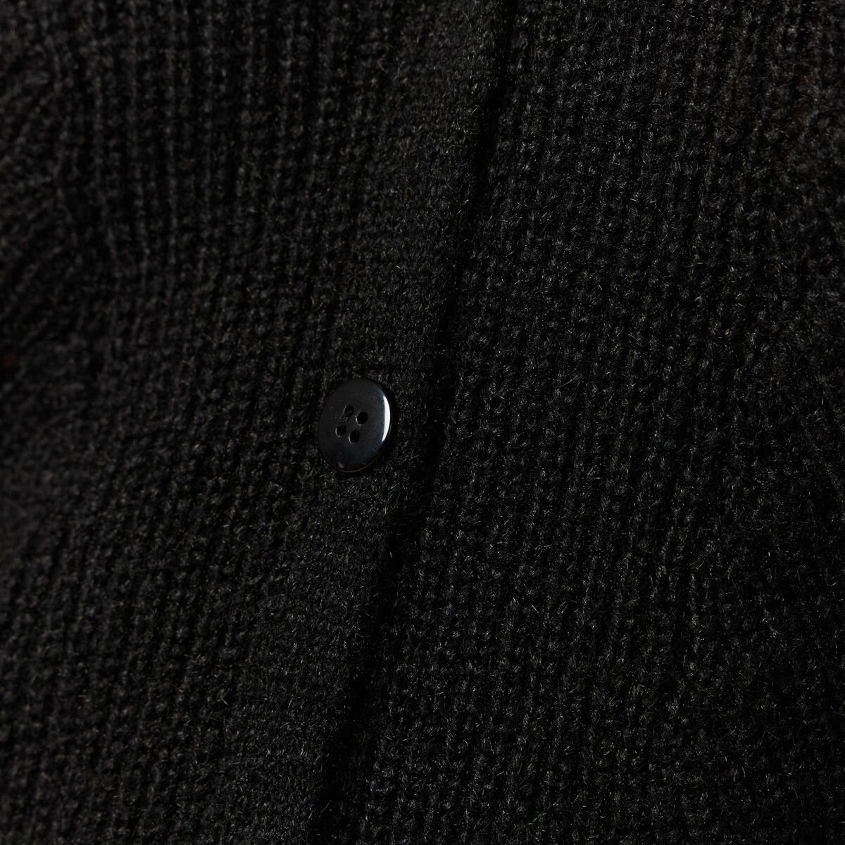 Gilet ajour&eacute; col V manches longues noir femme