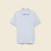 Polo cintr&eacute; en coton manches courtes bleu clair homme