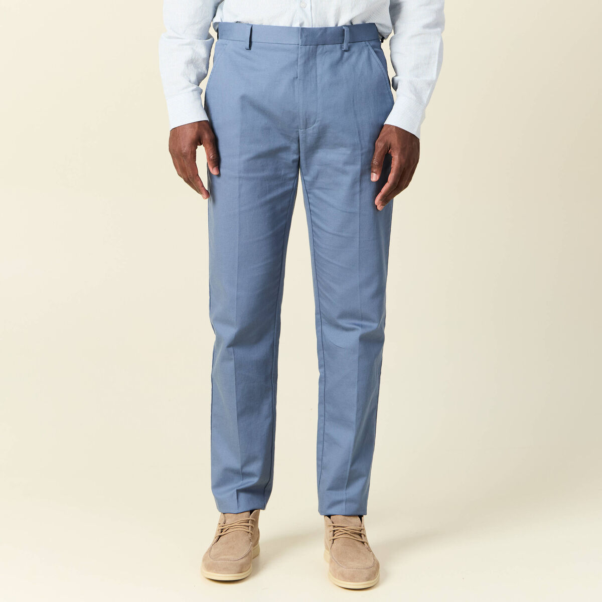 Pantalon chino bleu fonc&eacute; homme