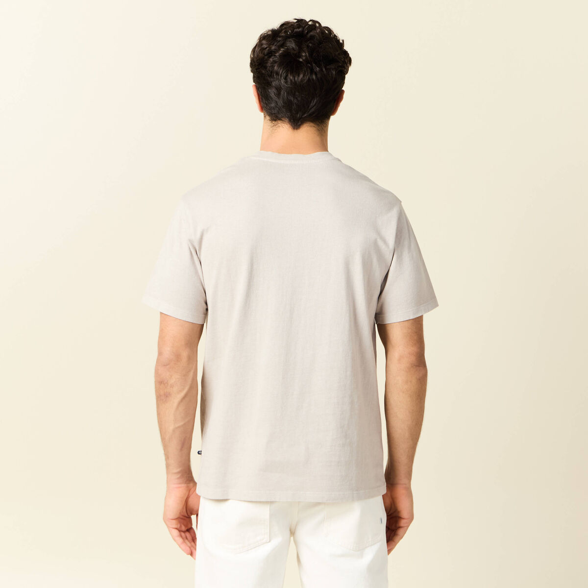T-shirt Homme VNV Nation - Marque Gildan, Manches Courtes, Coupe Regular, Neuf Avec étiquettes, Fabriqué Aux USA