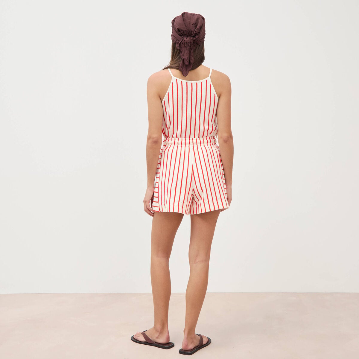 Short taille haute en maille ray&eacute;e orange fonc&eacute; femme
