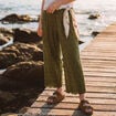 Pantalon droit 7/8&egrave;me brod&eacute; vert kaki femme