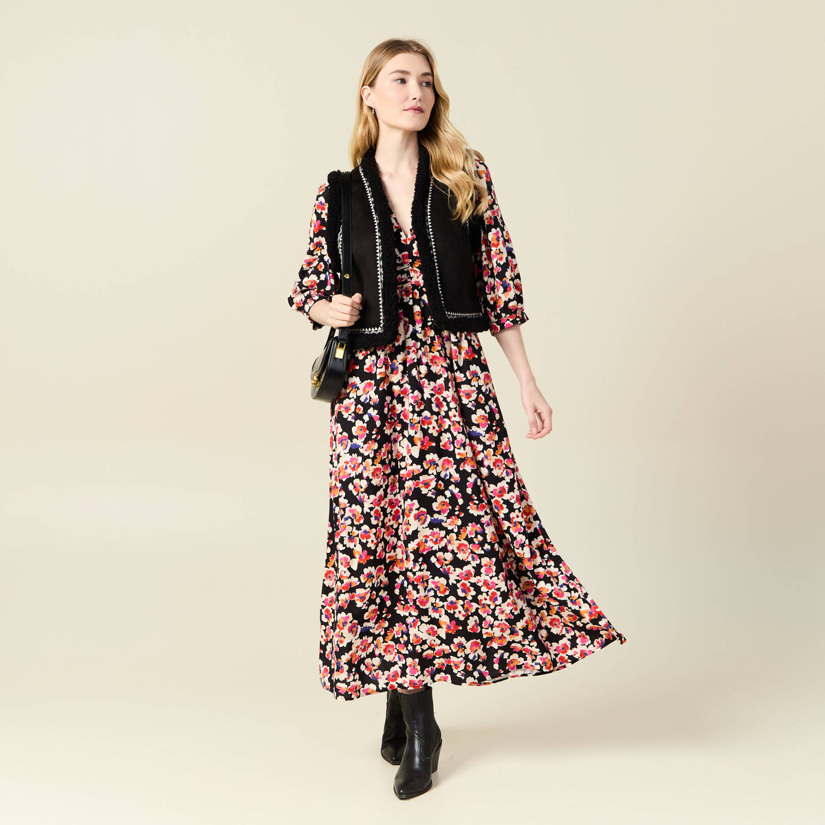 Robe longue évasée fluide noir femme