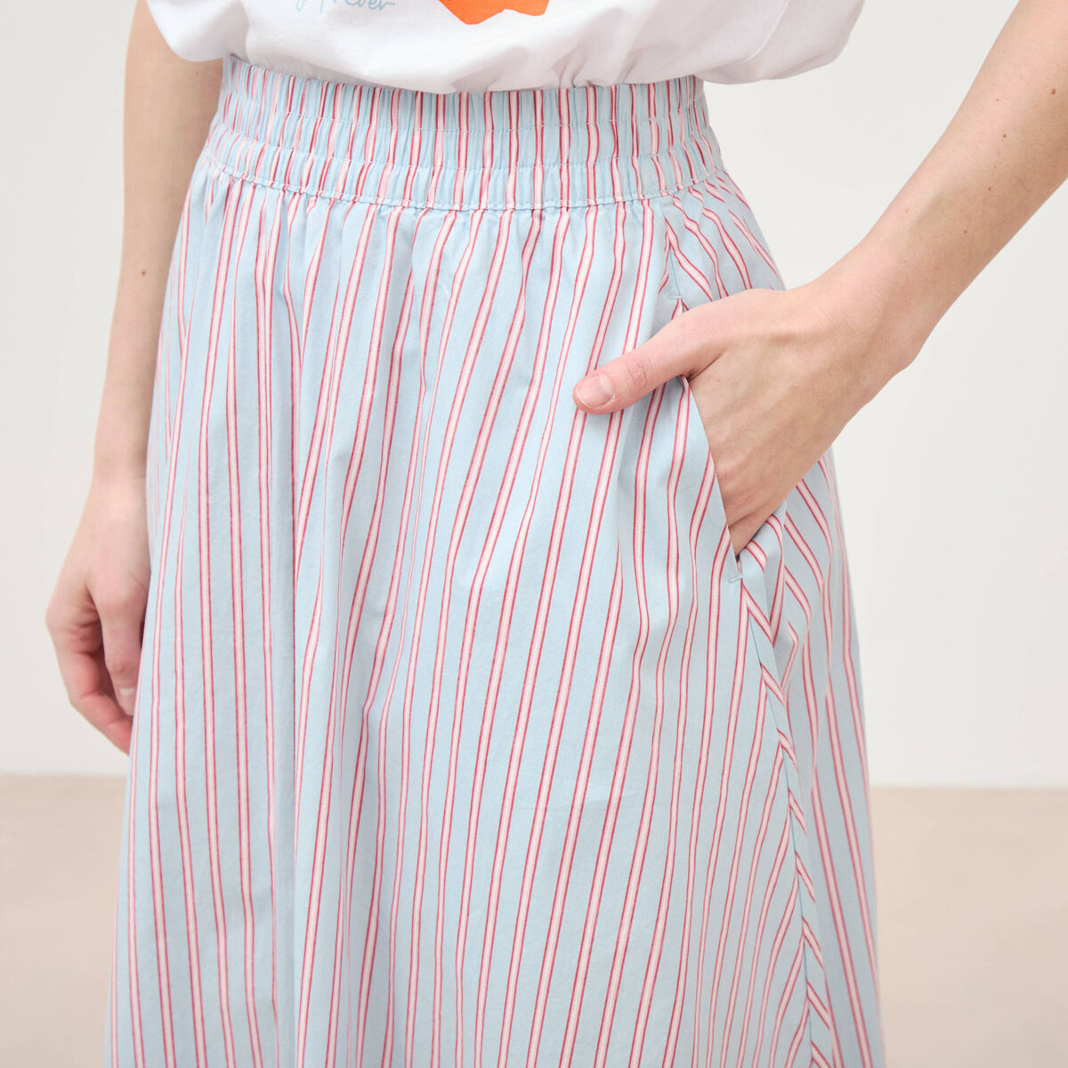 Jupe longue &eacute;vas&eacute;e en coton bleu ciel femme