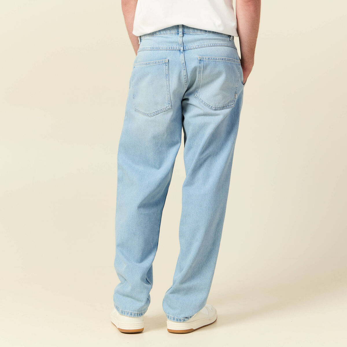 Jeans chino droit longueur 32 denim bleach homme
