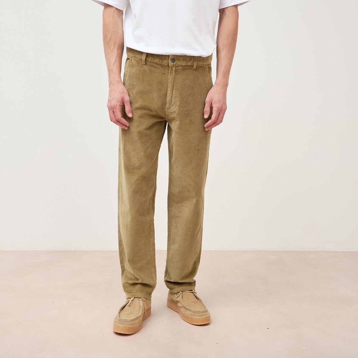 Pantalon droit en velours longueur 32 vert kaki homme