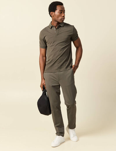 Polo cintr&eacute; manches courtes col polo vert fonc&eacute; homme