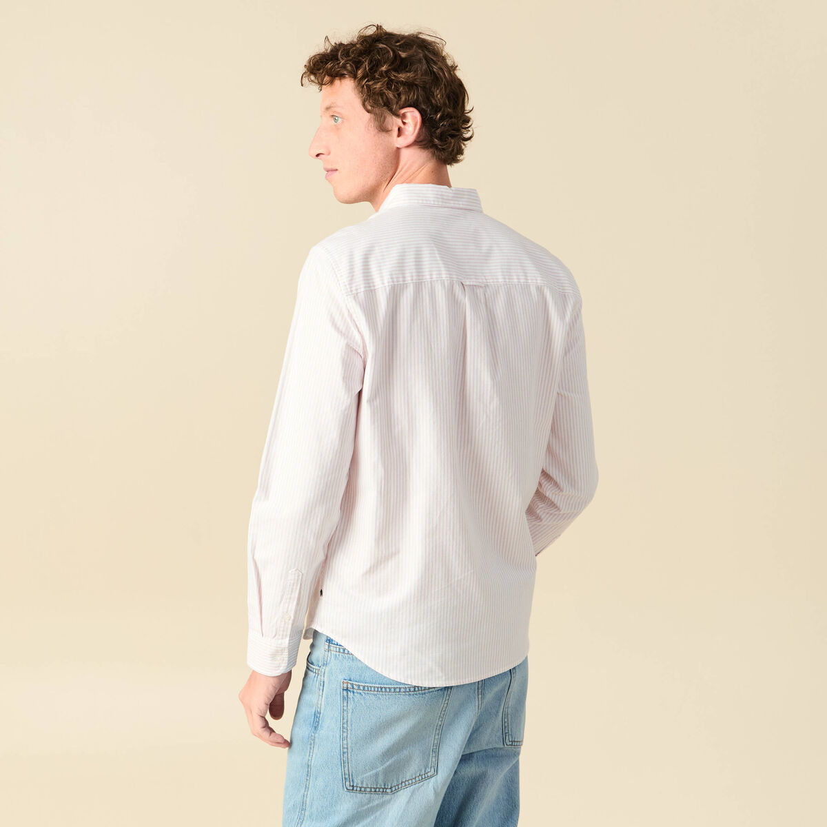 Chemise droite en coton rose poudr&eacute;e homme