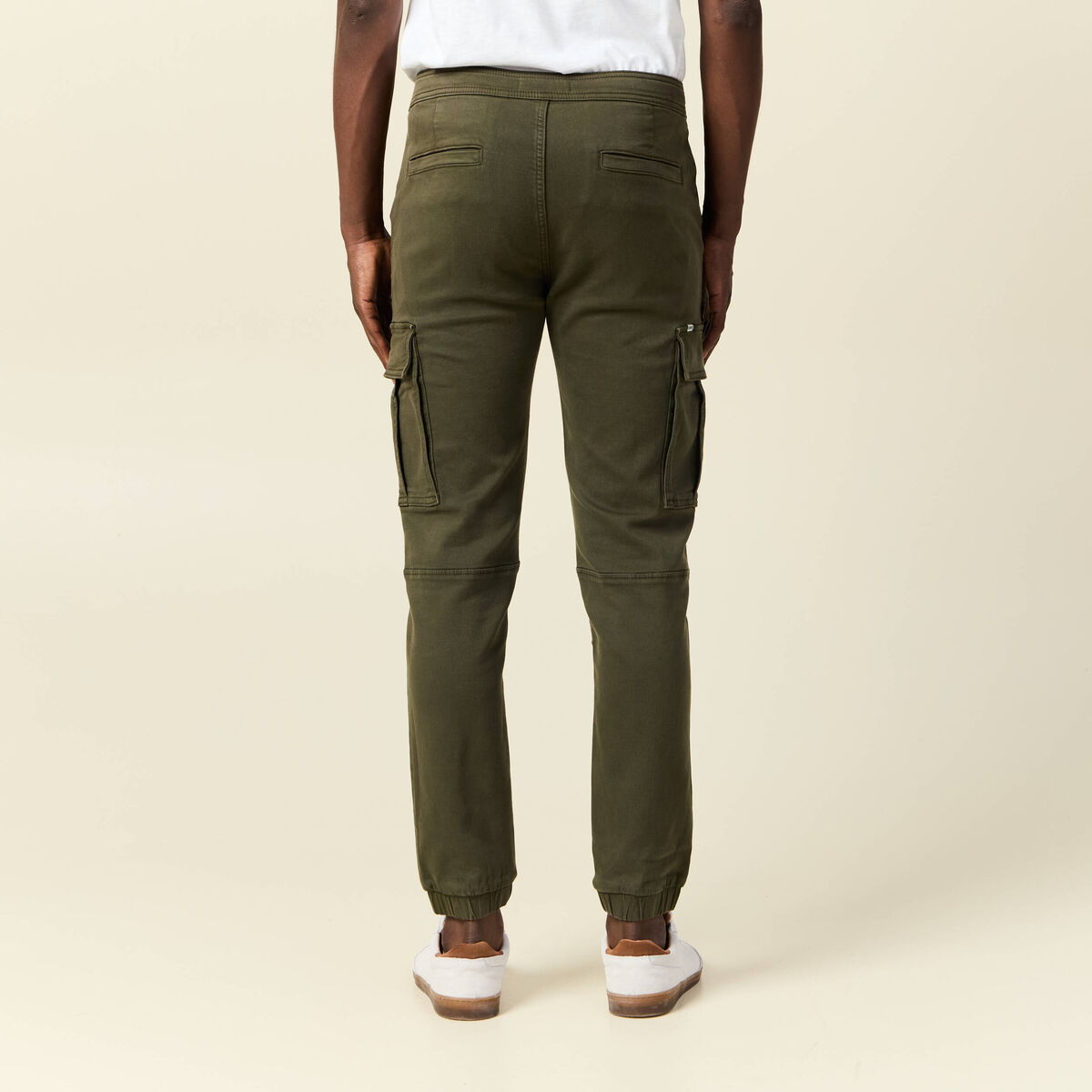 Pantalon battle bas resserr&eacute; vert kaki homme