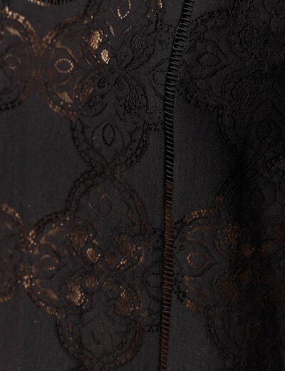 Blouse cintr&eacute;e dentelle manches longues noir femme