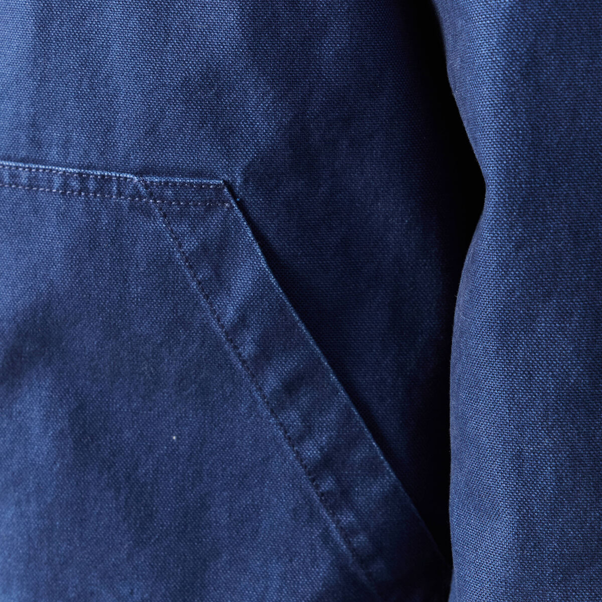 Blouson manches longues en coton bleu fonc&eacute; homme
