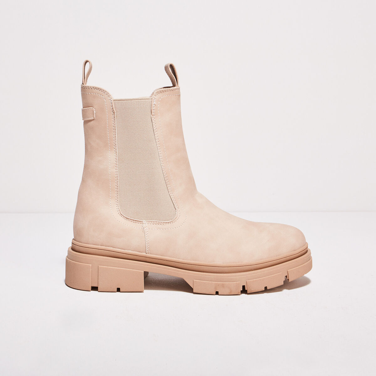 Bottines chelsea crantées creme femme
