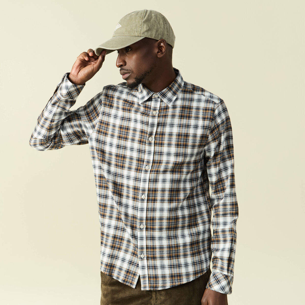 Chemise manches longues en coton vert kaki homme