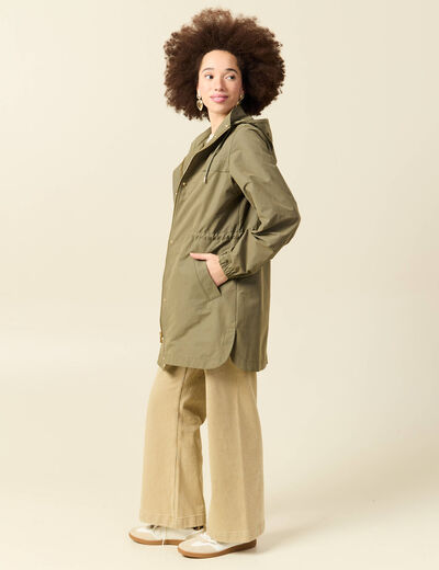 Parka longue droite d&eacute;perlante &agrave; capuche vert kaki femme