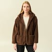 Gilet droit mi-long effet polaire marron fonc&eacute; femme