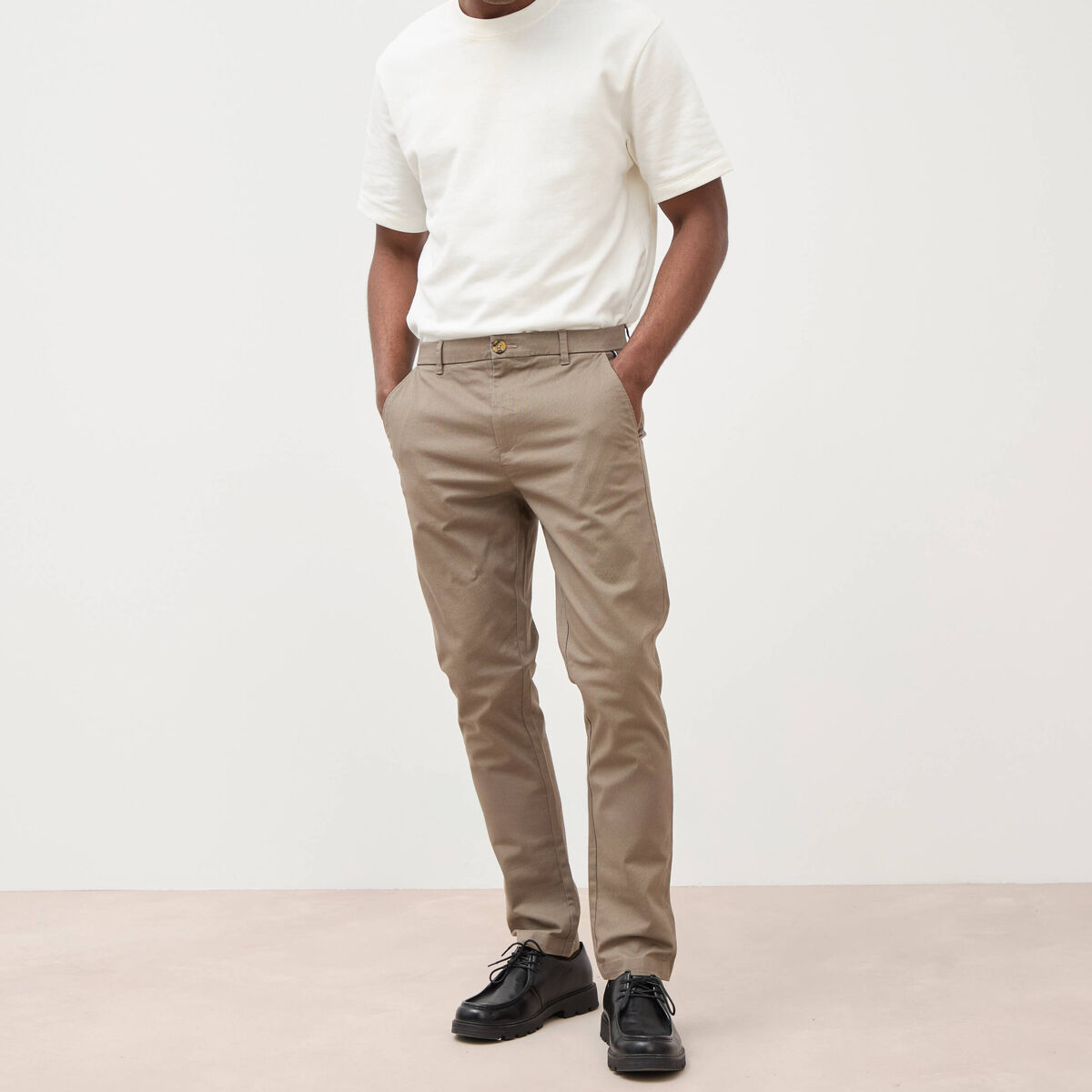 Pantalon chino slim sable homme