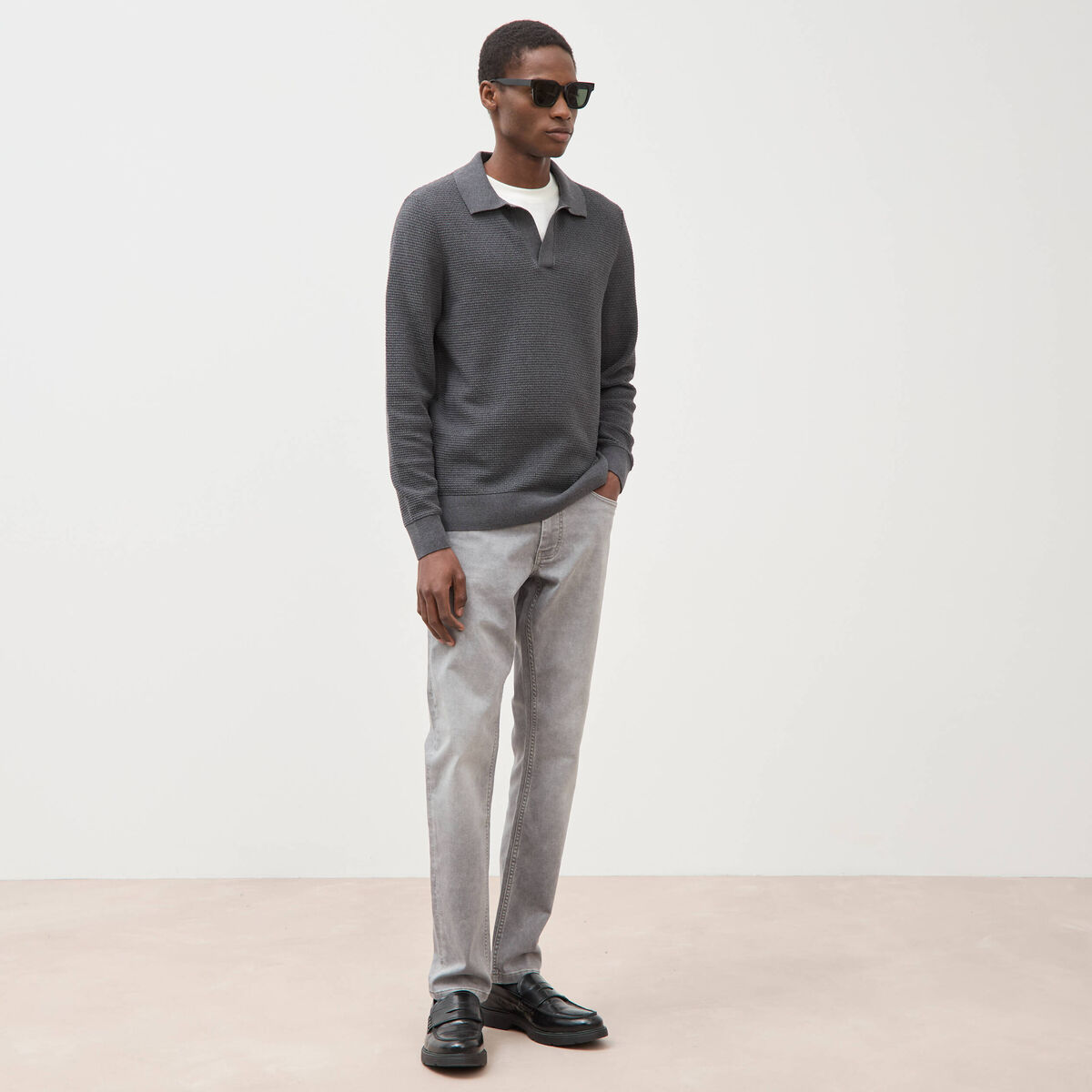 Pull manches longues gris fonc&eacute; homme