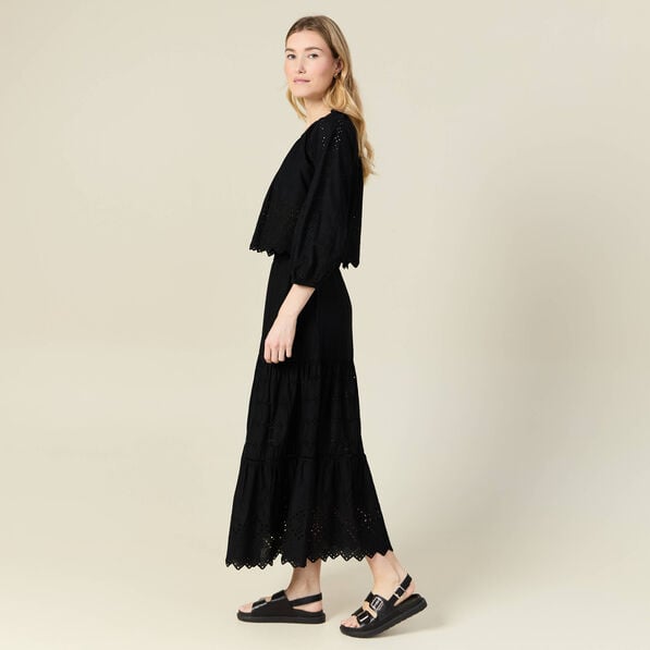 jupe longue evasee brodee noir femme Jupe longue évasée brodée noir femme