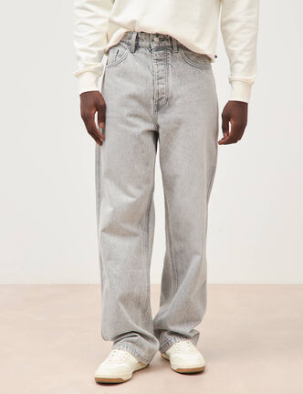 Jeans loose longueur 34 en coton denim gris clair homme