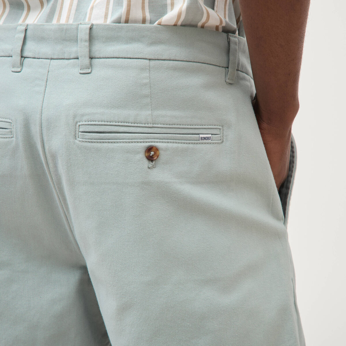 Short vert clair homme