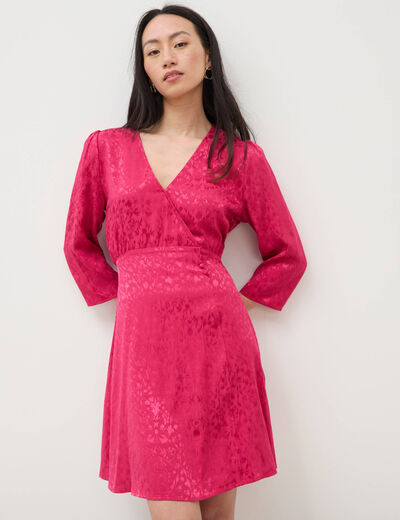 Robe &eacute;vas&eacute;e satin rose framboise femme