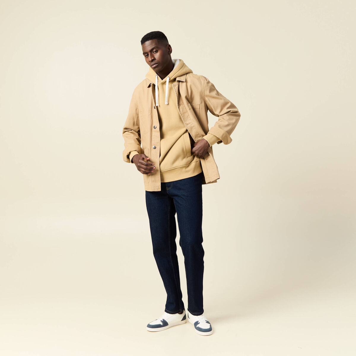 Sweat à capuche doublée beige homme