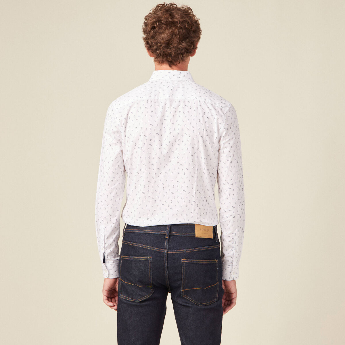 Chemise cintr&eacute;e en coton manches longues blanc homme