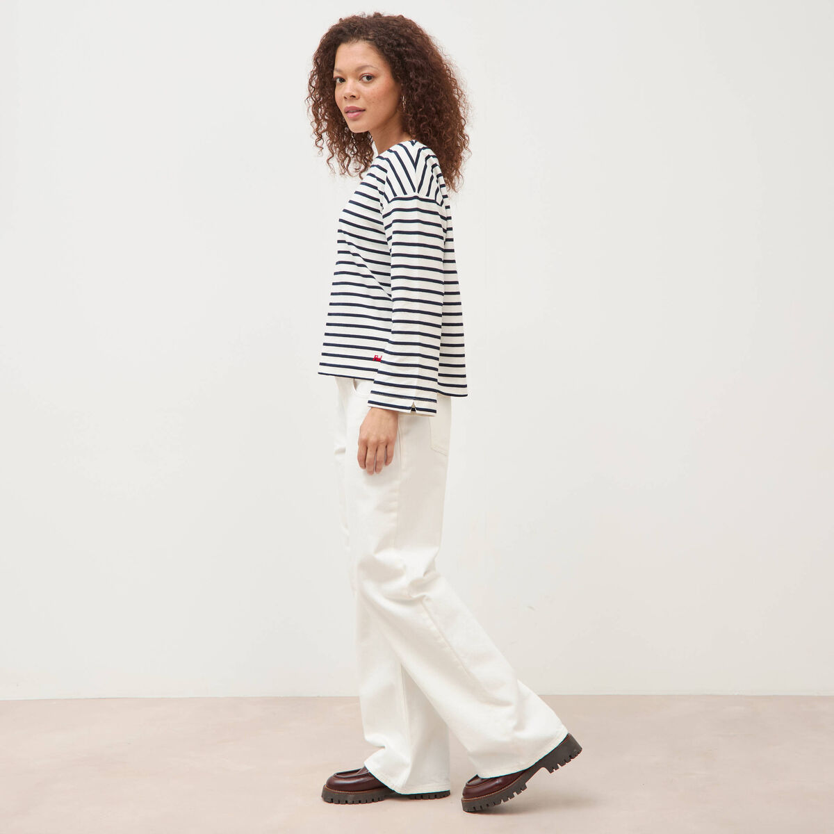 Pull droit manches longues broderie ecru femme