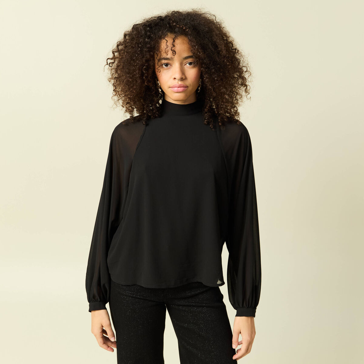 Blouse oversize col montant doubl&eacute;e noir femme