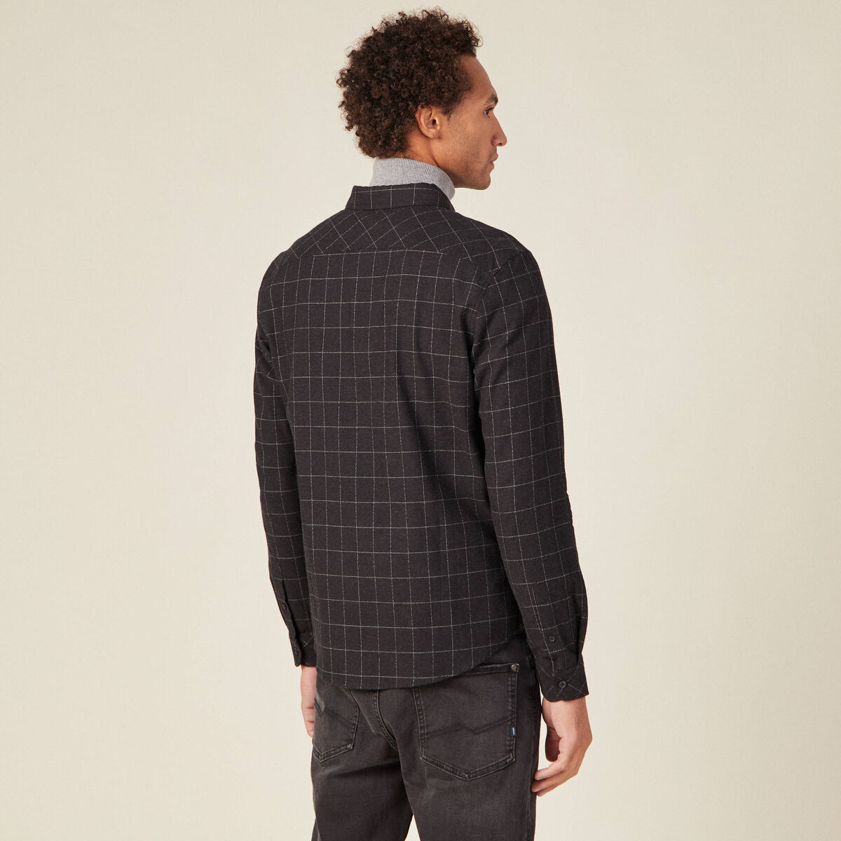 Chemise manches longues gris fonc&eacute; homme
