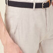 Pantalon chino longueur 32 avec ceinture gris fonc&eacute; homme