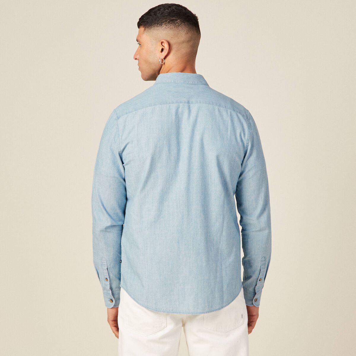 Chemise en jean bleu clair homme
