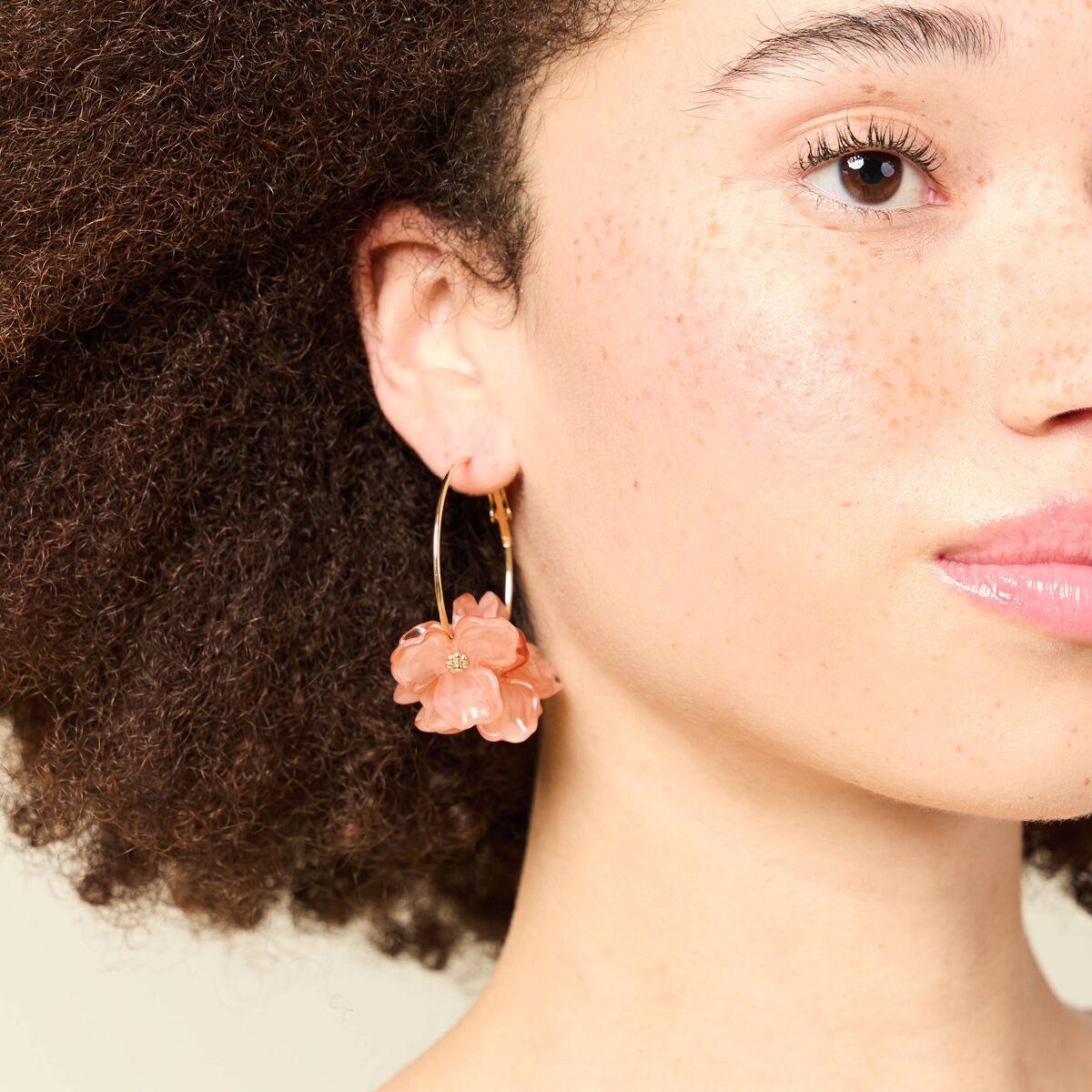 Boucles d'oreilles cr&eacute;oles rouge fonc&eacute; femme