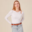 T-shirt ajust&eacute; d&eacute;collet&eacute; manches longues blanc femme