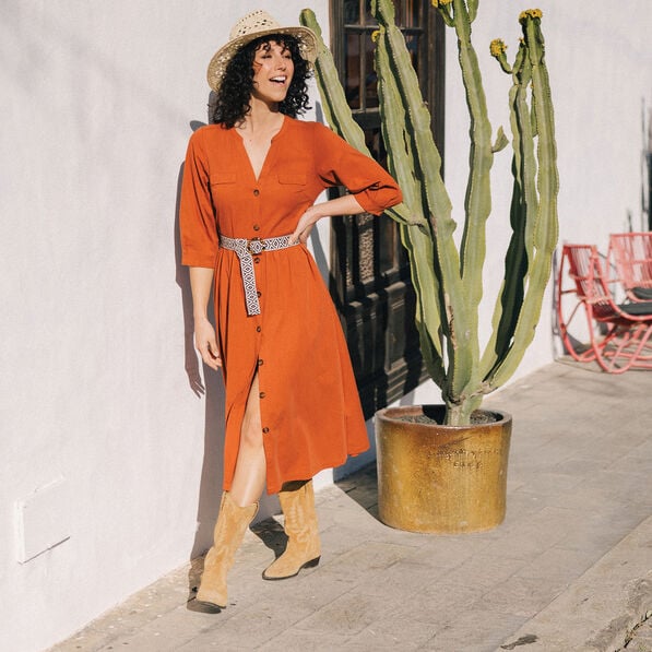 robe midi evasee ceinturee marron cognac femme Robe midi évasée ceinturée marron cognac femme