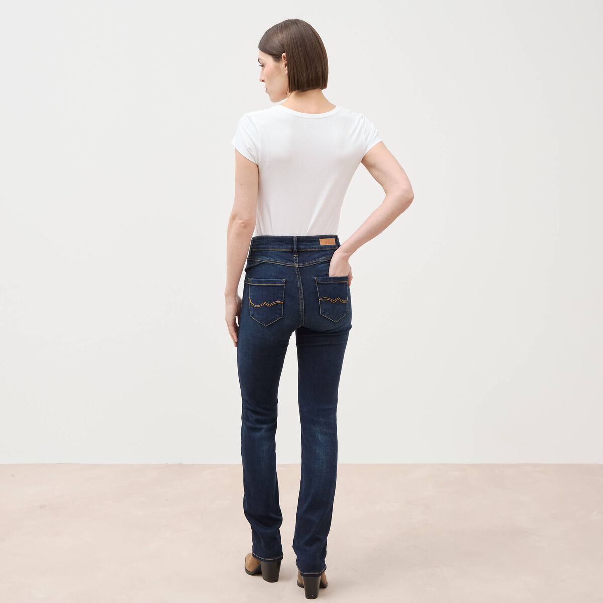 Jeans regular taille haute denim brut femme