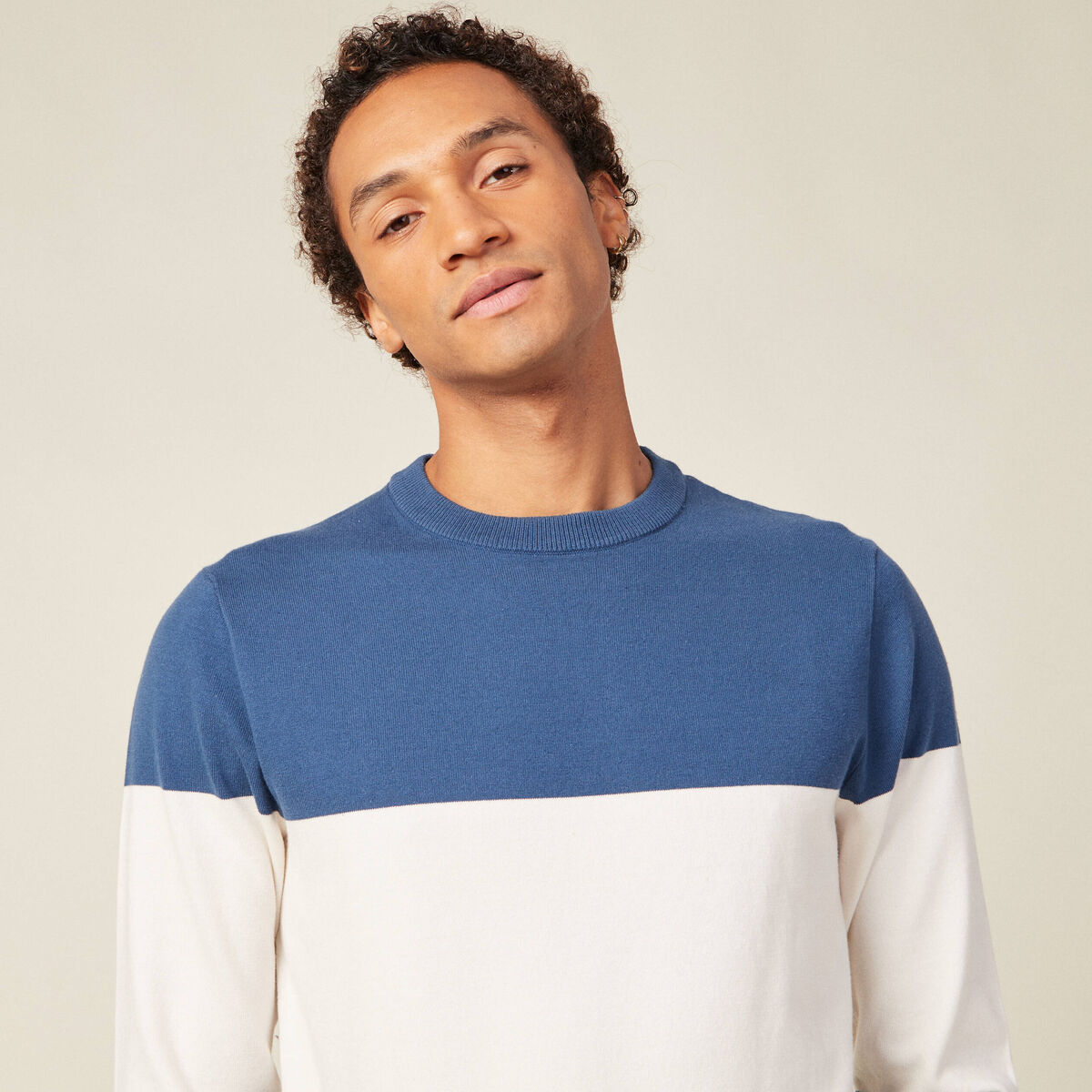 Pull manches longues col rond bleu fonc&eacute; homme