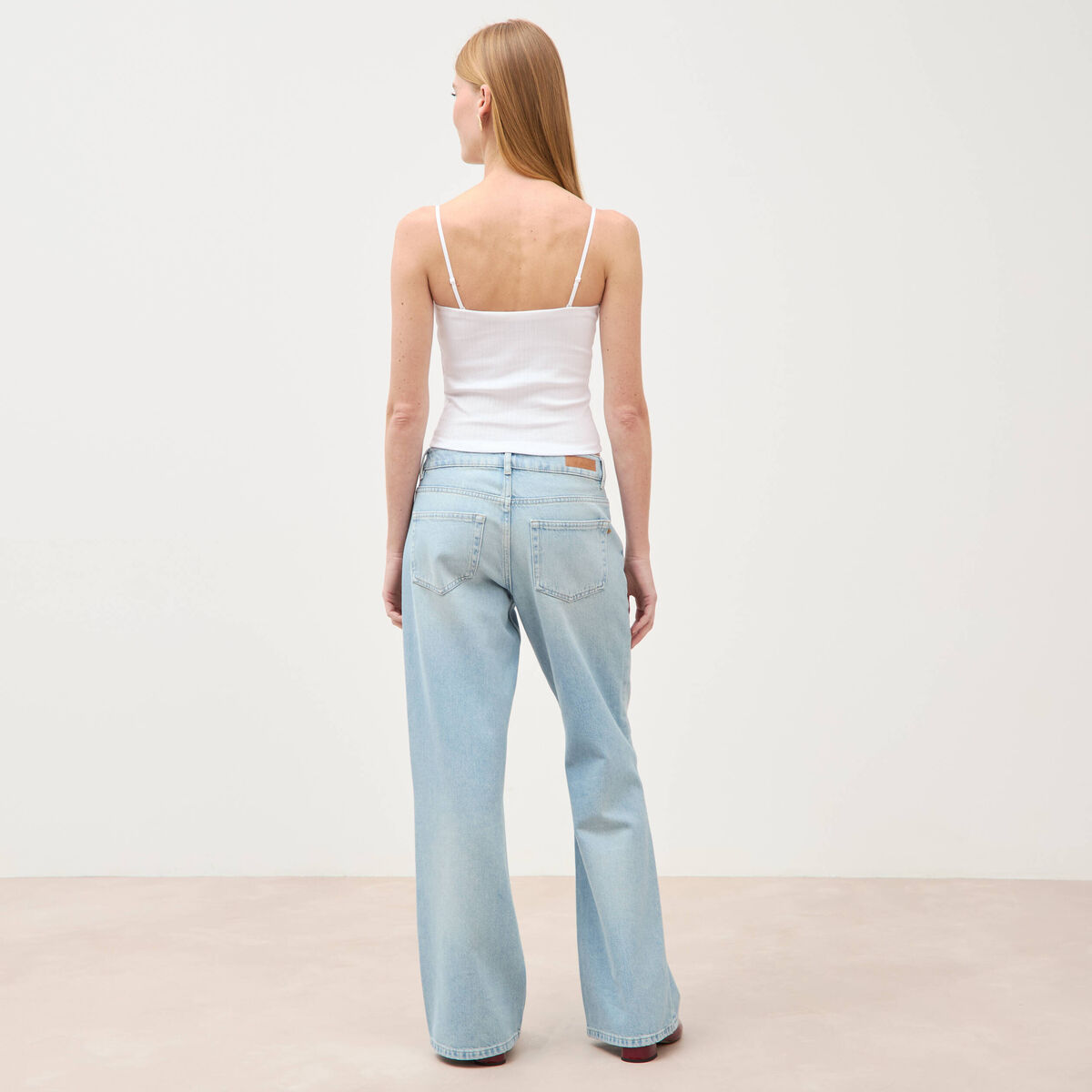 D&eacute;bardeur 2 en 1 avec brassi&egrave;re int&eacute;gr&eacute;e blanc femme