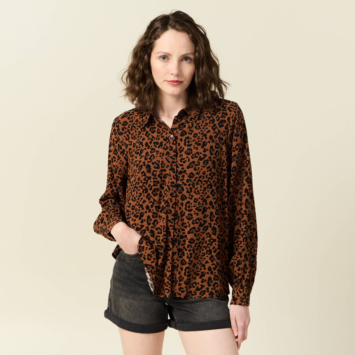Chemise manches longues fluide marron foncé femme