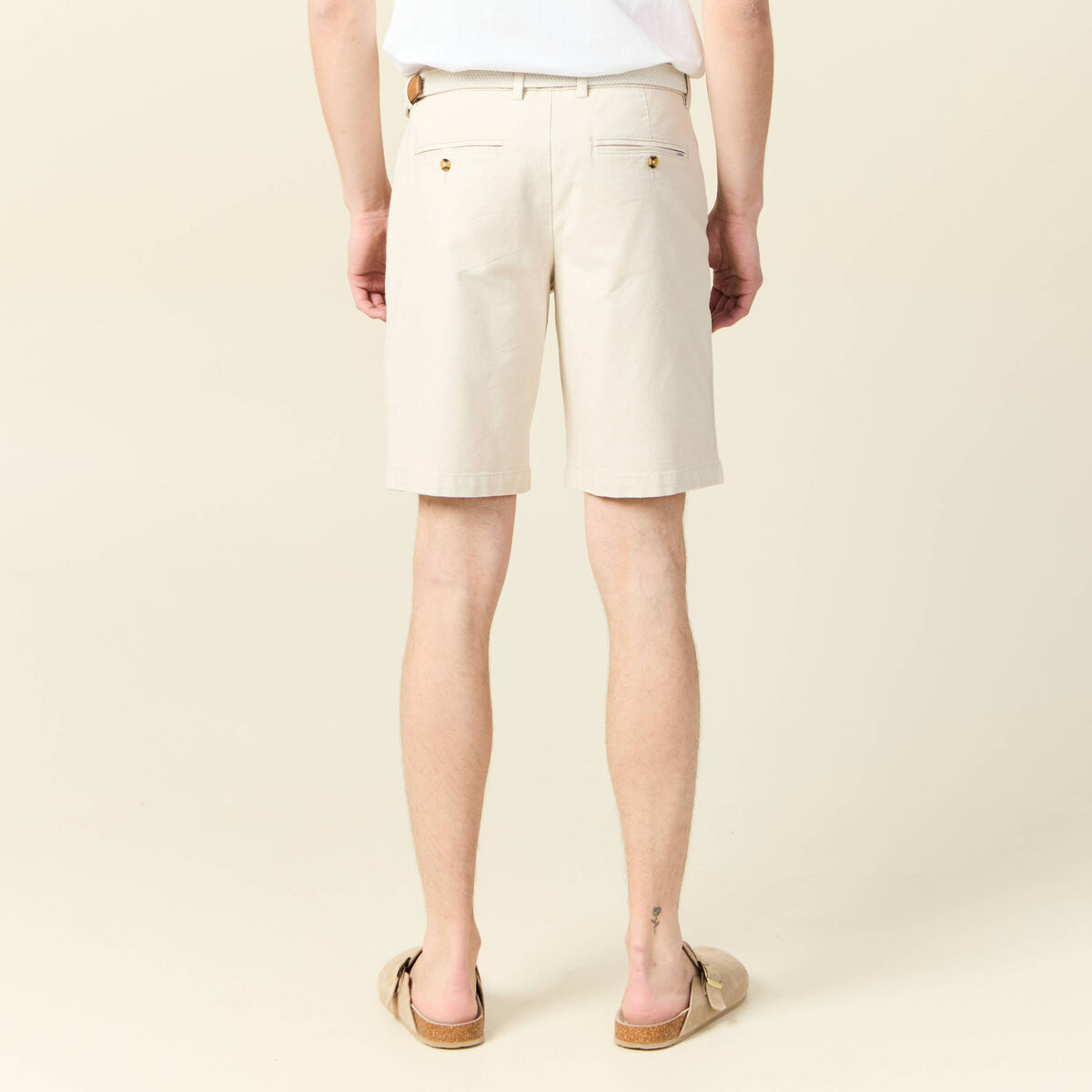 Bermuda droit chino ceinture sable homme