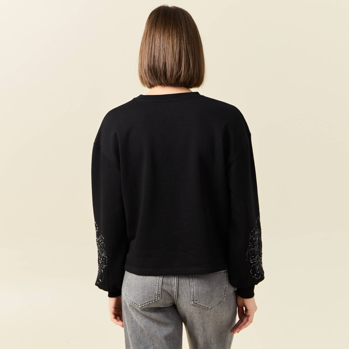 Sweat manches longues brodées noir femme