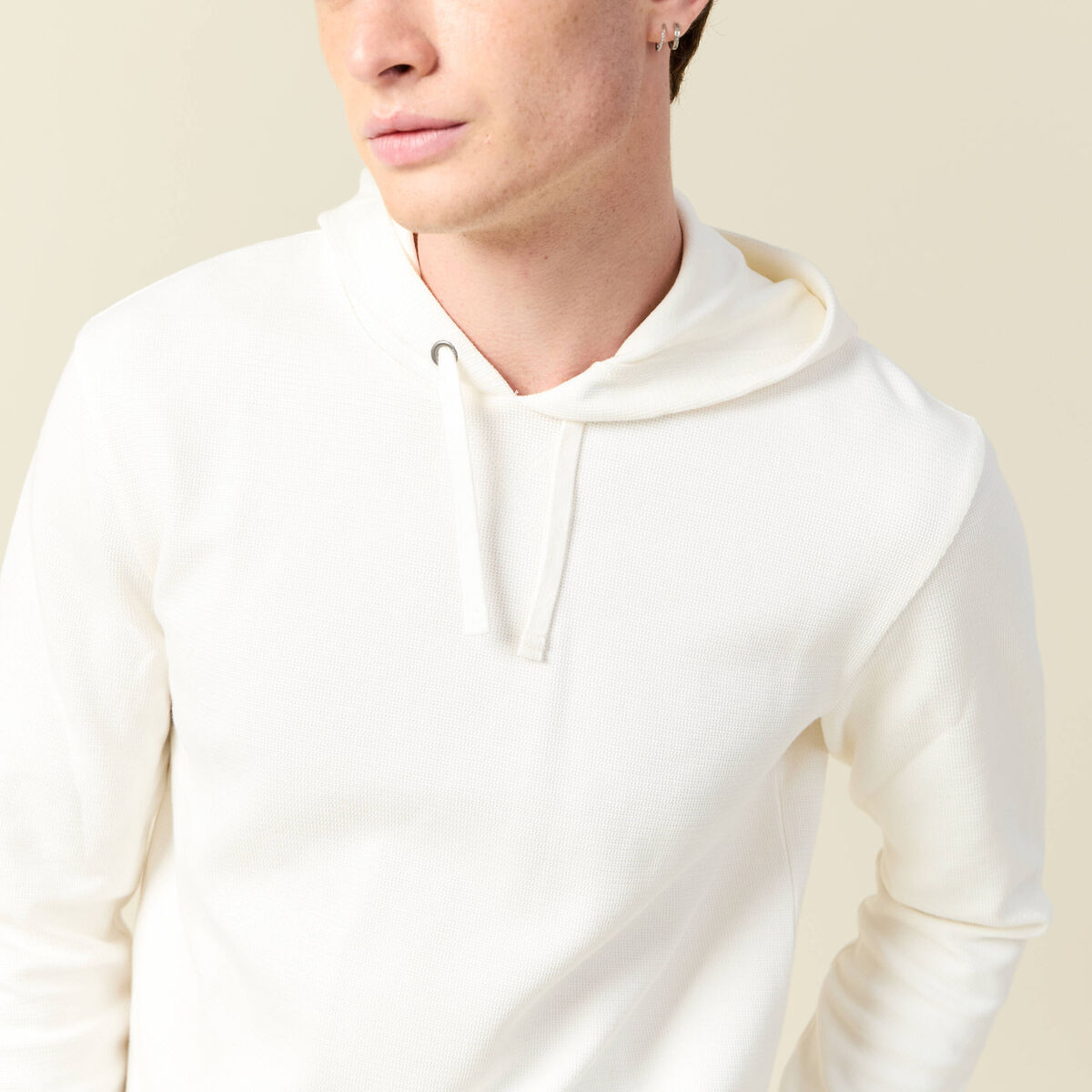 T-shirt &agrave; capuche ecru homme