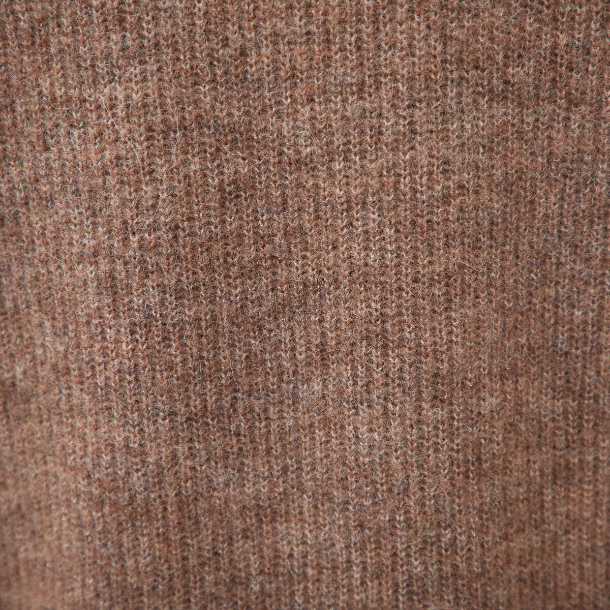 Pull droit col montant manches longues marron femme