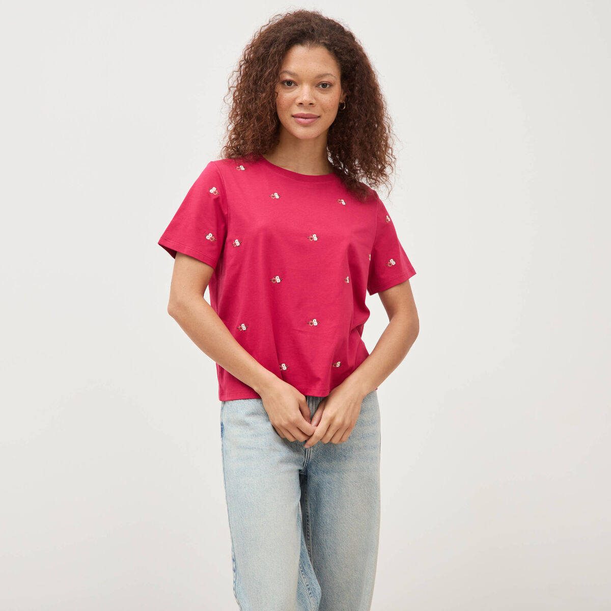 T-shirt droit col rond brod&eacute; en coton rouge clair femme