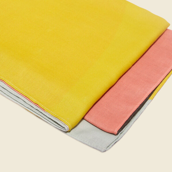 Foulard vert olive femme