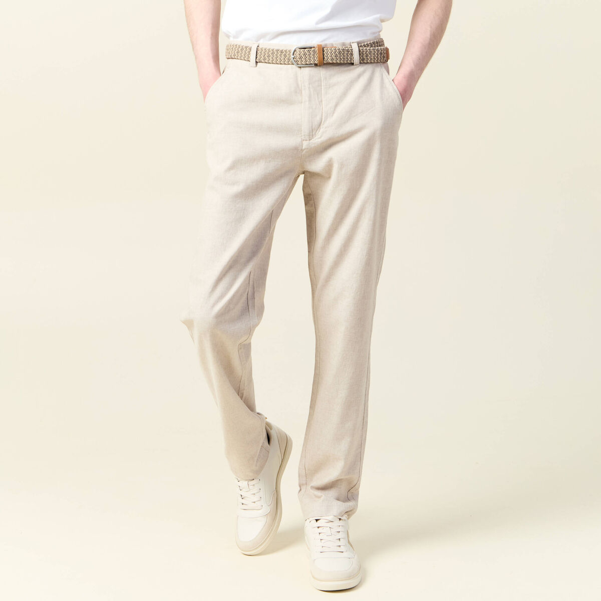 Pantalon chino longueur 32 avec ceinture beige homme