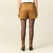 Short droit ceintur&eacute; su&eacute;dine marron femme