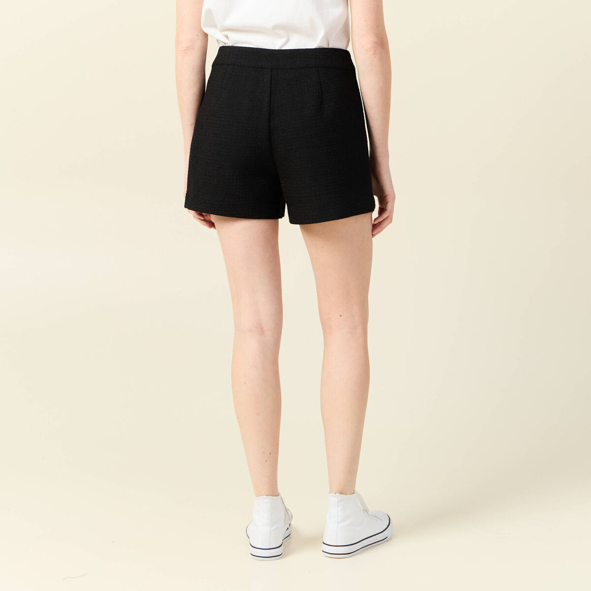 Short droit noir femme