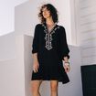 Robe évasée broderie noir femme
